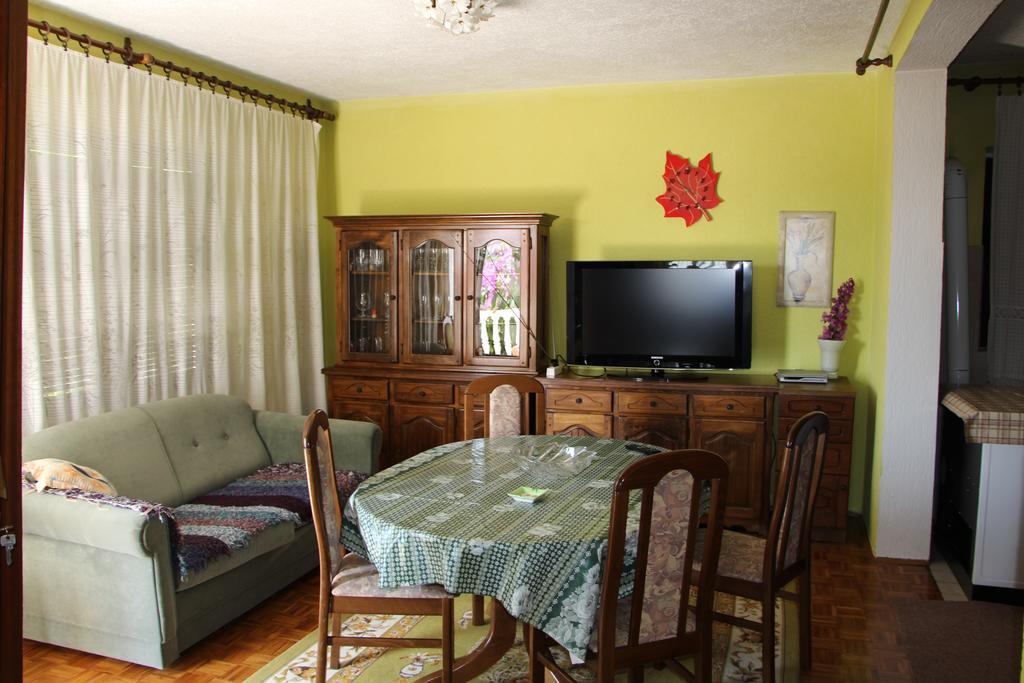 Apartment Dragovic Ulcinj Rom bilde